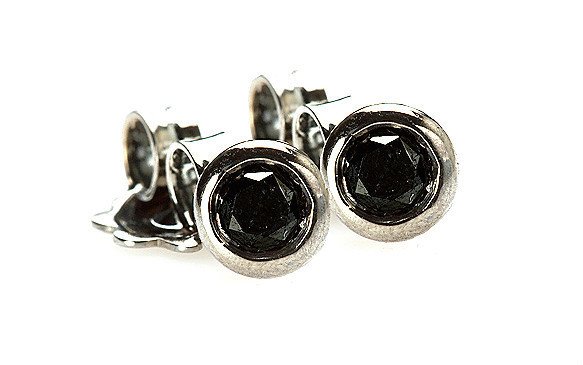 Rockers-style Black Diamonds Stud Earrings In Black Gold