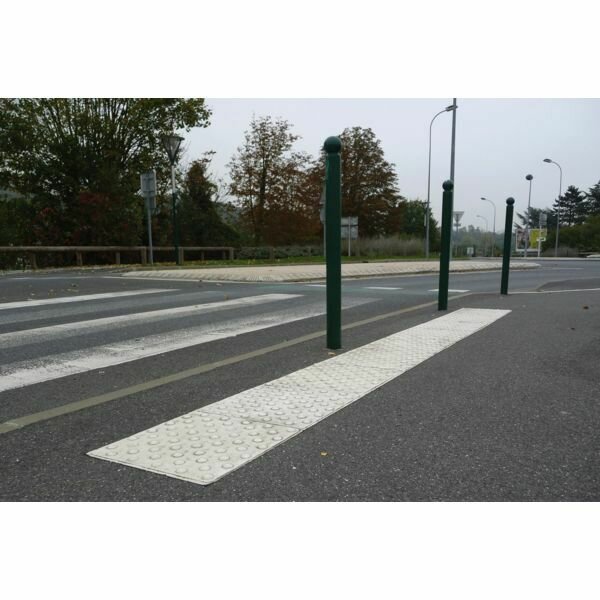 DALLE PODOTACTILE BLANCHE 810X420X7MM