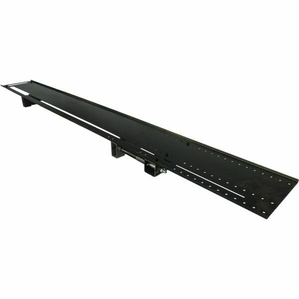 RAIL-GUIDE DE COUPE AVEC SYSTÈME DE SERRAGE RÉGLABLE INTÉGRÉ
