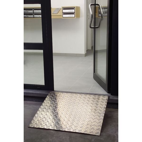 RAMPE D&#39;ACCÈS ALUMINIUM