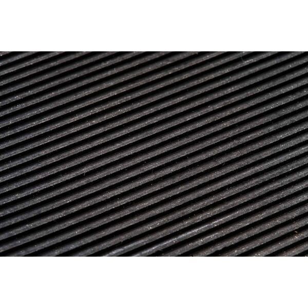 TAPIS STRIÉ EN ROULEAU