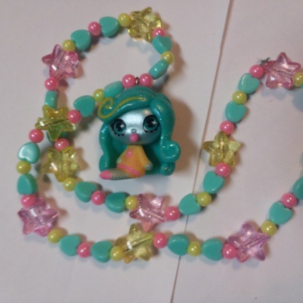 Monster High Irredescent Bubble Gum Girl