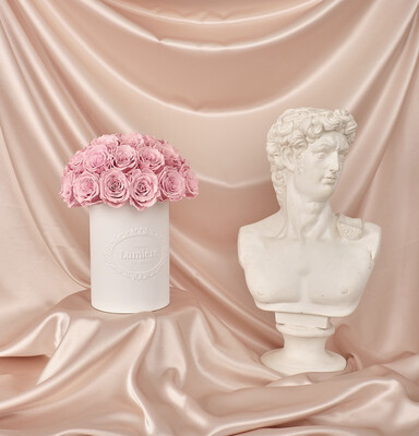 Round Madeleine Ceramic Vase Sphere (everlasting)