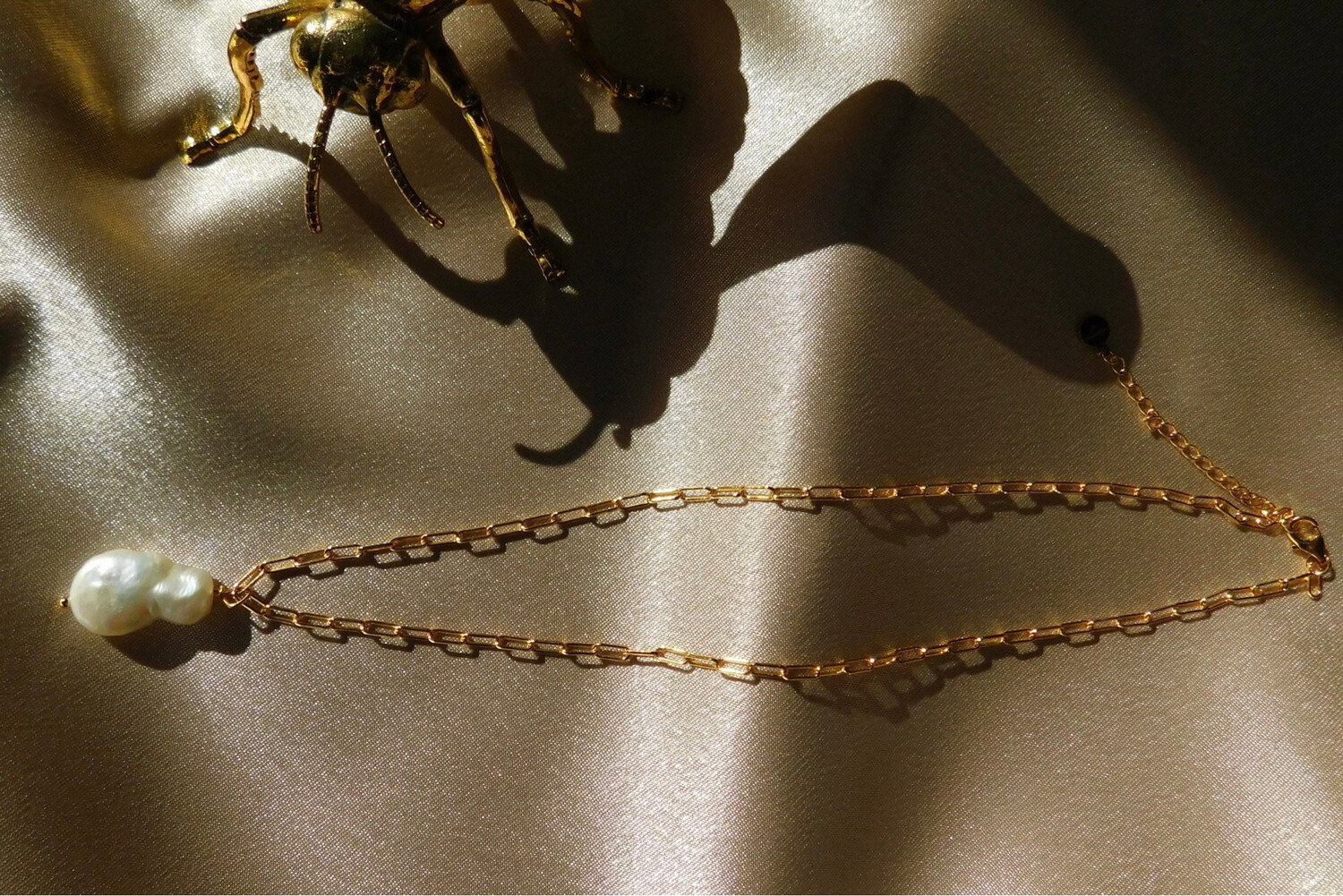 Ari Pearl Gold Necklace (Sterling Silver 18k Gold Plated)