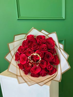 24 Roses Wrapped 👑 24 Roses Wrapped 👑