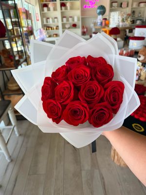 12 Roses Wrapped