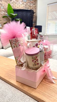 Rose Latte Lux- Small Curated Box