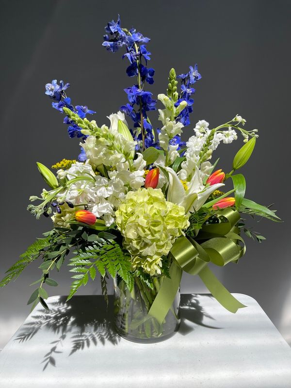 Bright Spring Vase Mix