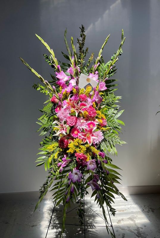 Pink Florals Easel