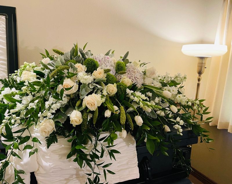 Winter white casket piece