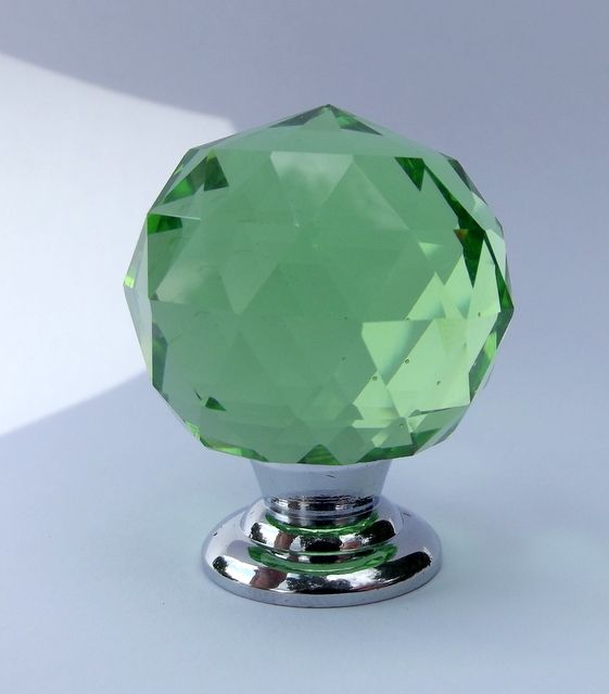 Gałka kryształowa HD-MBS-11 3cm zielona II gatunek