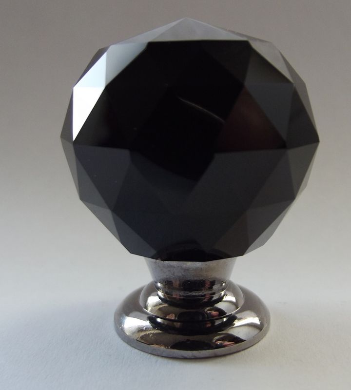 HD-MBS-11  Czarny Kryształ 3 cm, stopka chrom
