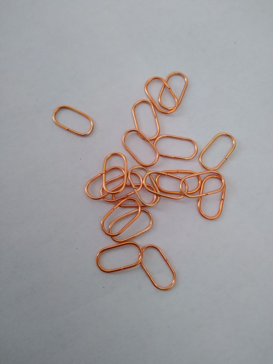 Łączniki do łączenia kryształów w kolorze złoto dł 12 mm. Komplet 10 szt