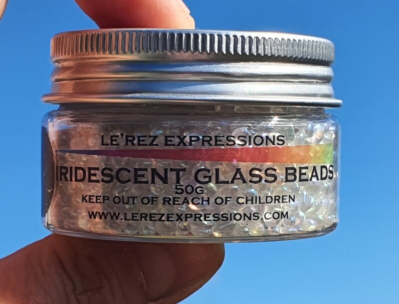 IRIDESCENT GLASS BEADS no hole 3-4mm / 50g IRIDESCENT GLASS BEADS no hole 3-4mm / 50g