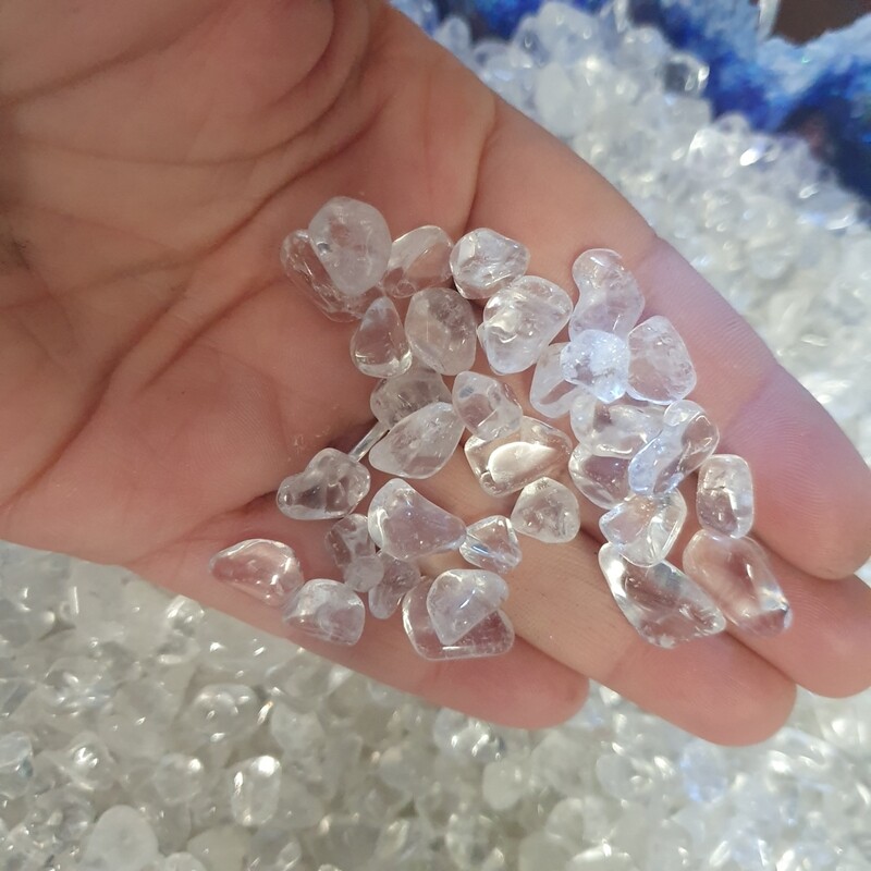 Natural Clear Crystal Quartz chips 100g Large for geode art