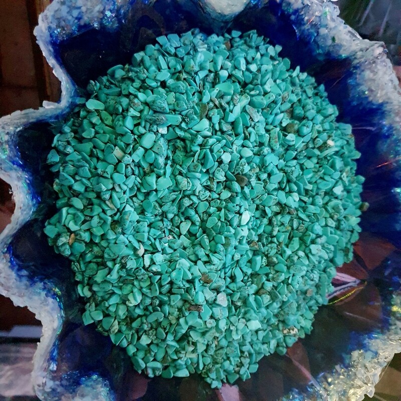 Turquoise Howlite chips 100g  for geode art