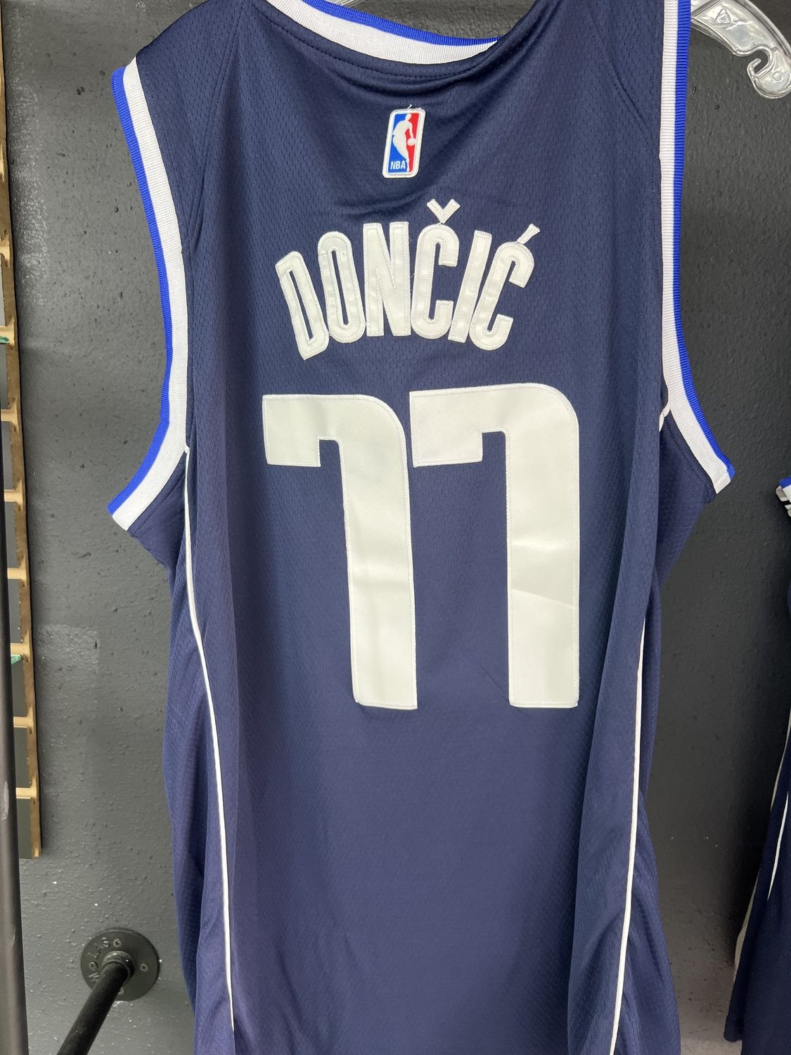 Doncic marverics dark blue Jersey, Size: 50M