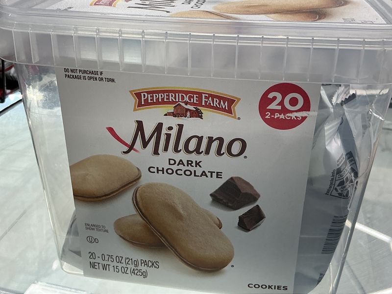 Milan’s dark chocolate COOKIES