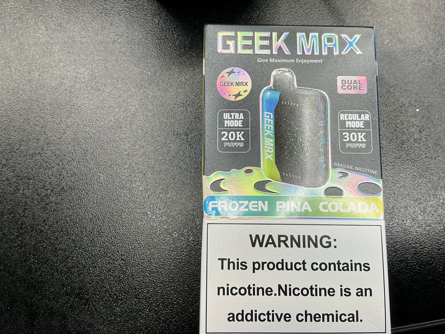 GEEK MAX 30k, Flavors: FROZEN PINA COLADA