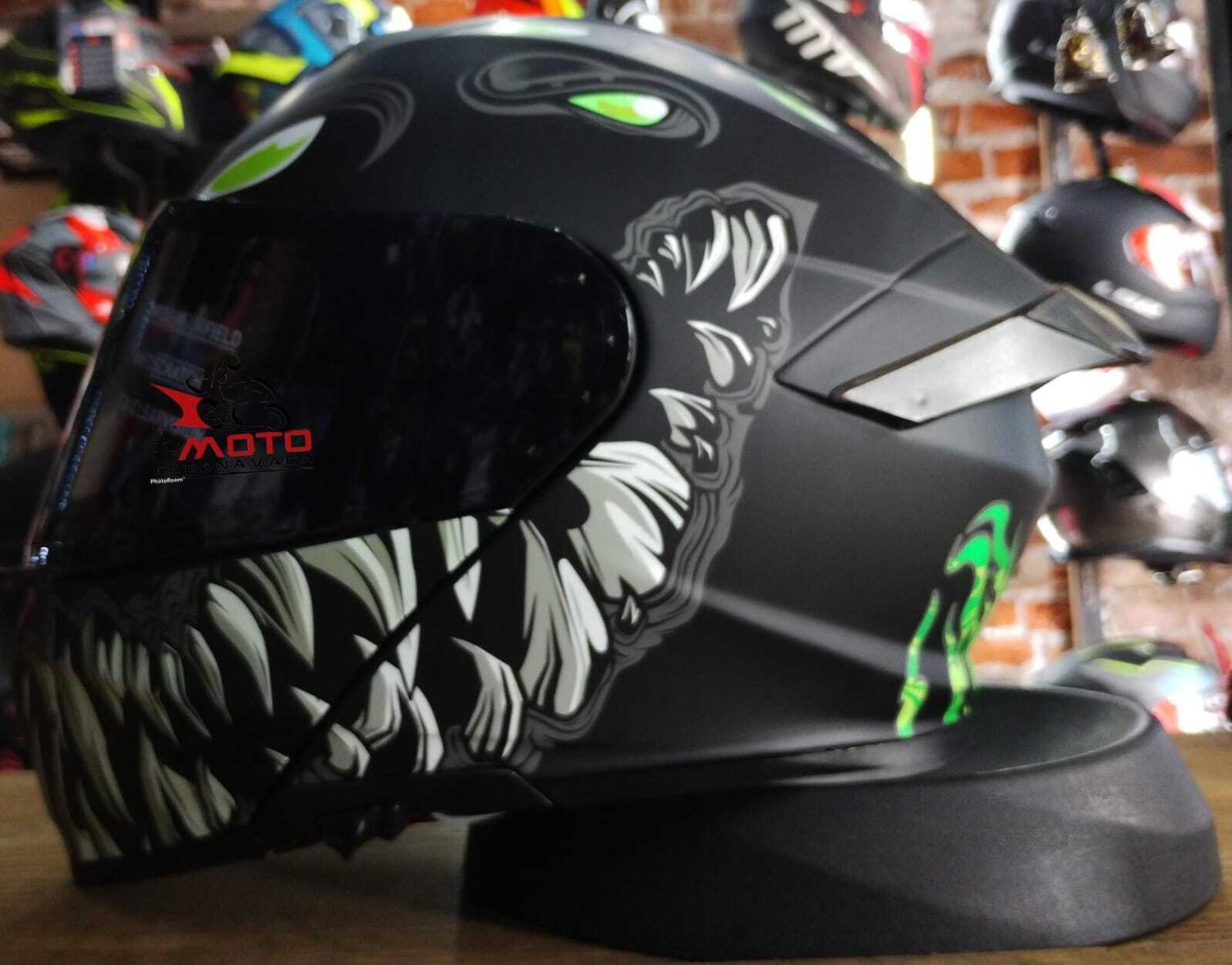 CASCO NEW BEAST CERTIFICADO DOT