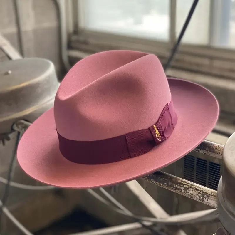 Unisex Rose-colored felt hat- Classic Design