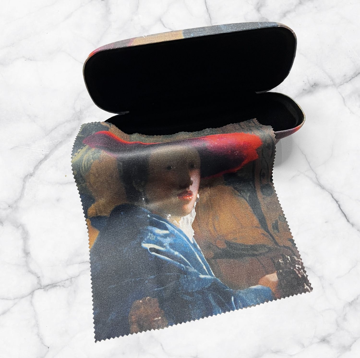 Glasses case + Lens cloth - J.Vermeer &quot;Girl with a red hat&quot;