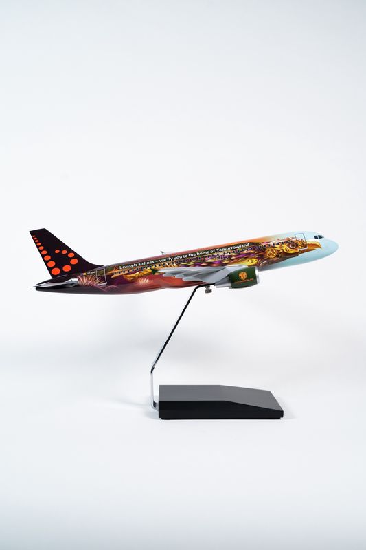 Brussels Airlines “Amare” A320-200 OO-SNF 1:100 Tomorrowland