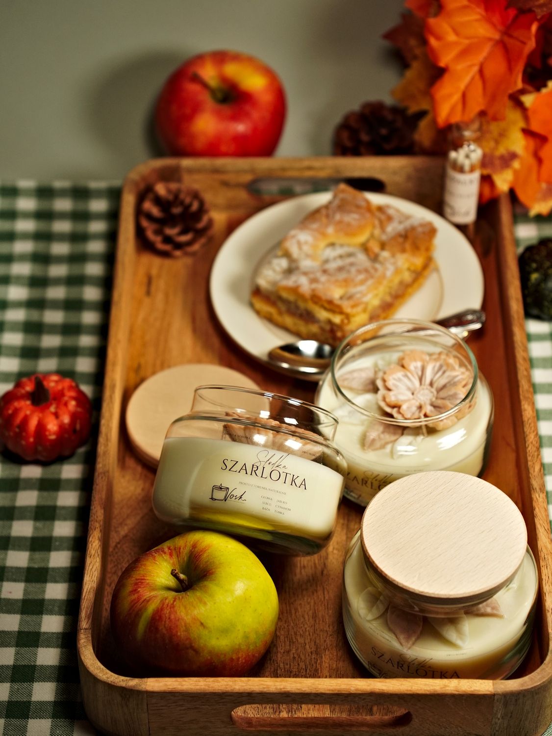 Słodka Szarlotka - świeca sojowa 240 g