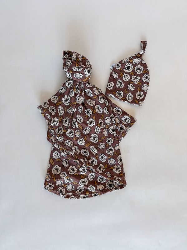 Gwen Ribbed Bamboo Swaddle & Hat Set