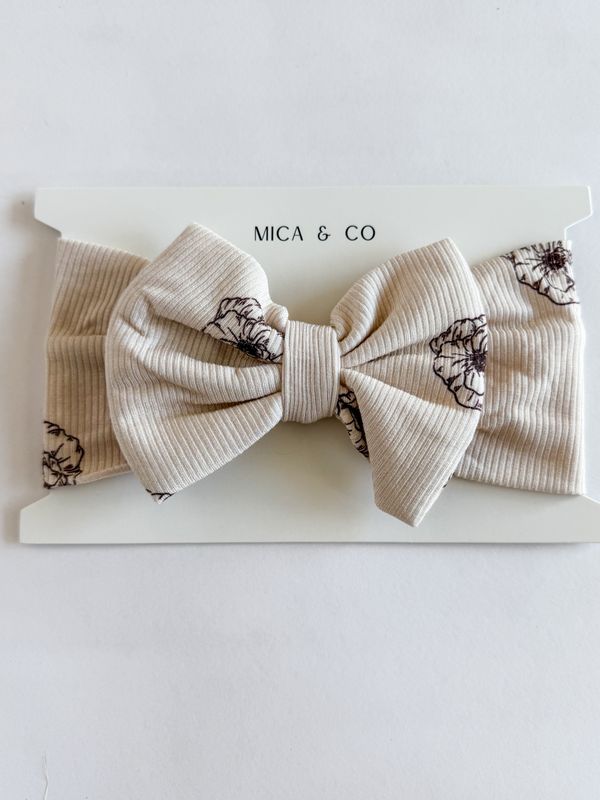 Mila Ribbed Bamboo Bow