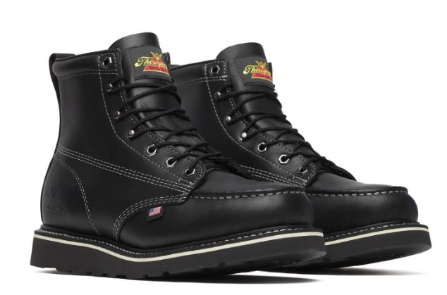 Thorogood Men&#39;s American Heritage Midnight Series - 6&quot; Black Moc Toe 814-6206