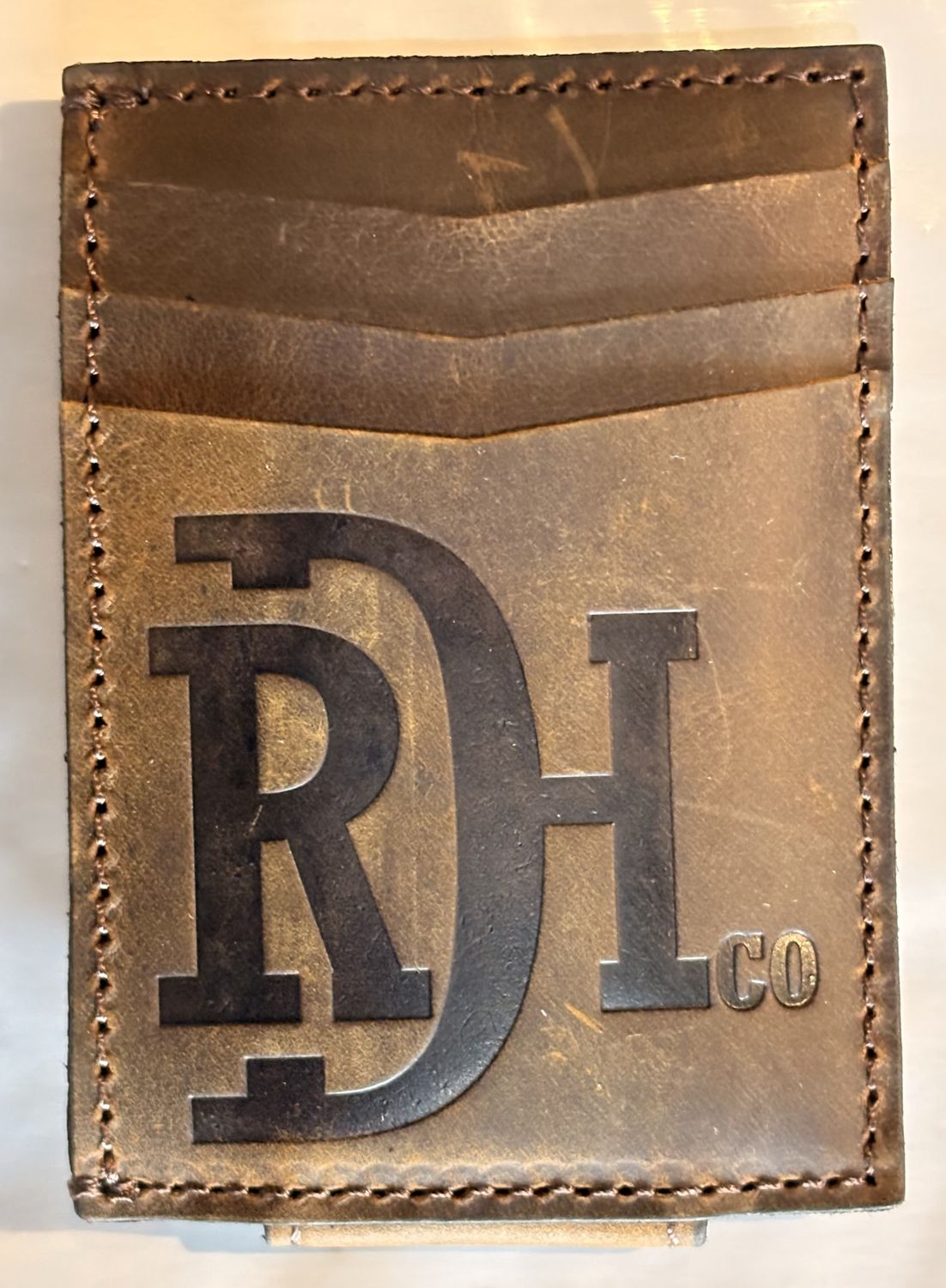 Red Dirt Hat Co Men's Card Case with Magnetic Clip Distressed Leather 22228875M3