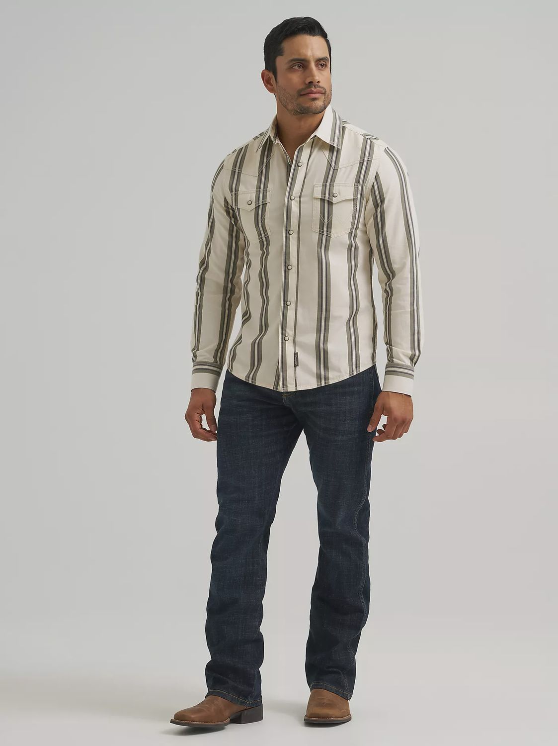 Wrangler Retro Men's Premium Long Sleeve Snap Shirt Modern Fit 112381538