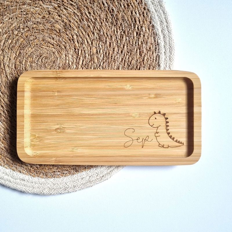 Snackplankje met naam en figuurtje