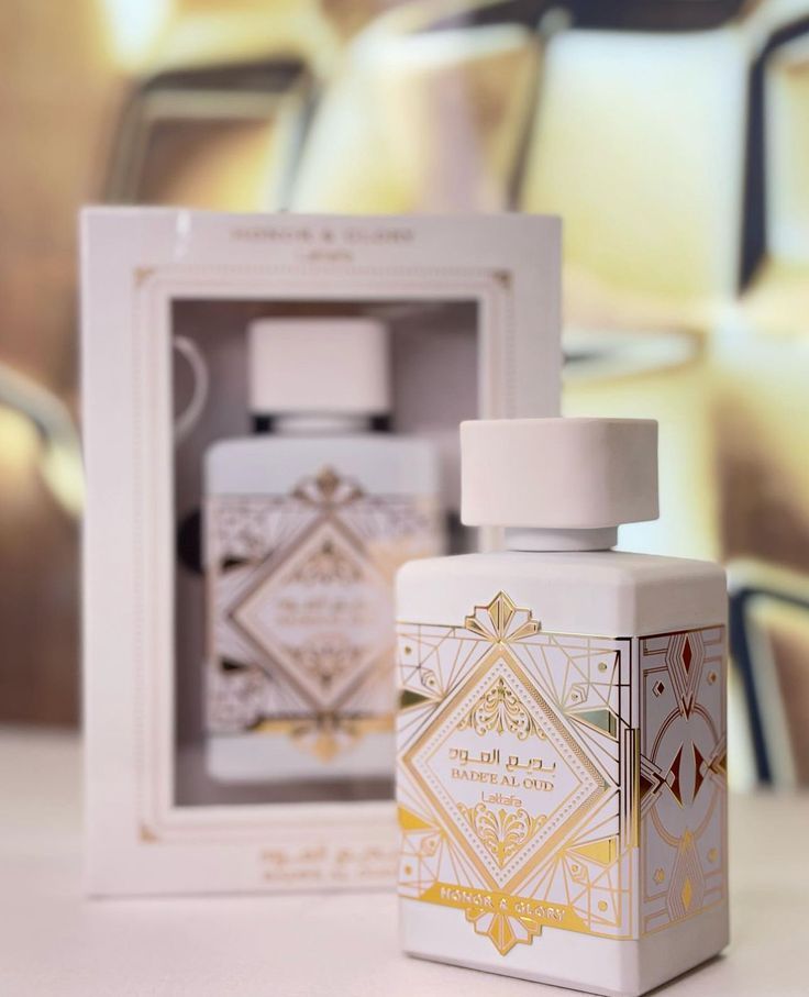 GLORIOUS OUD FRENCH AVENUE