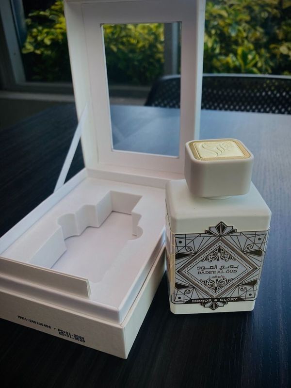 BADE&#39;E AL OUD HONOR &amp; GLORY LATTAFA