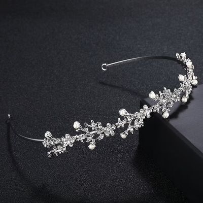 Tiara Tiara "Helen" – Elegante tiara voor communie, lentefeest of huwelijk