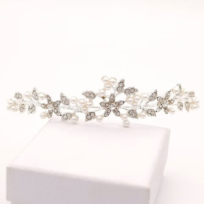 Tiara ''Diana" – Elegante tiara voor communie, lentefeest of huwelijk