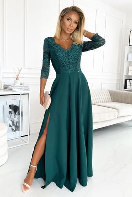 Galajurk – Tijdloze Elegantie (enkel te passen in de winkel)