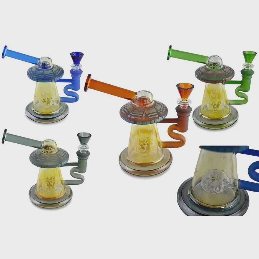 Space King &#39;Space Invasion&#39; Ufo Water Pipe | Assorted