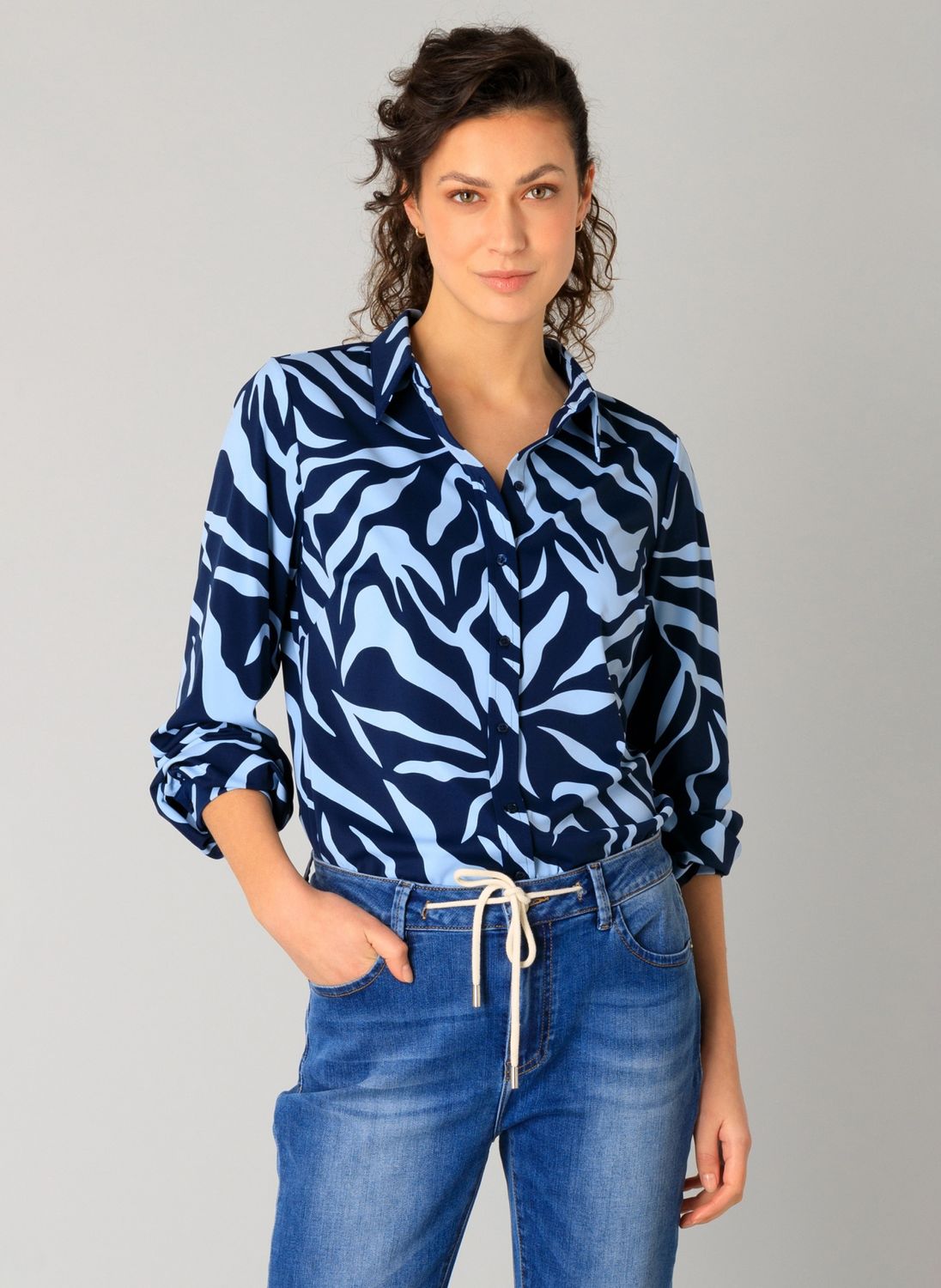 Olimpia Essential Long Sleeve Top in Summer Blue