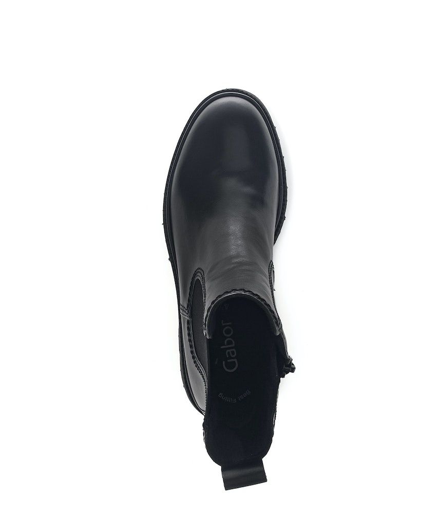 Chelsea Boots with Zipper in Black
