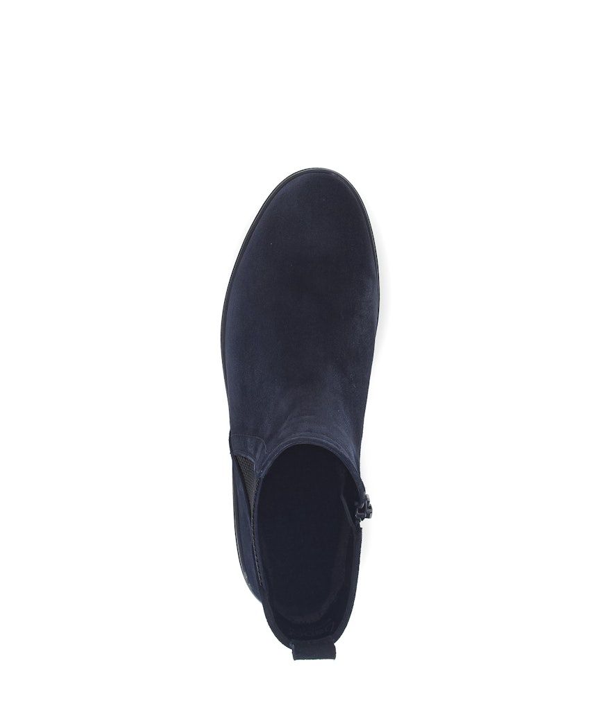 Low Heel Chelsea Boots in Navy