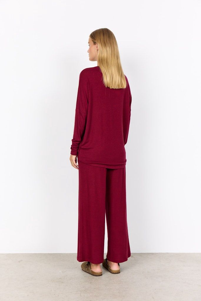 Biara Blouse in Dark Red Mel