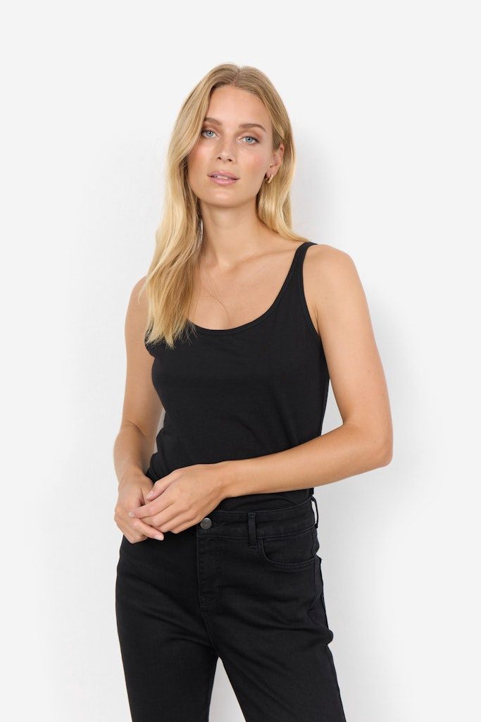 Pylle Top in Black