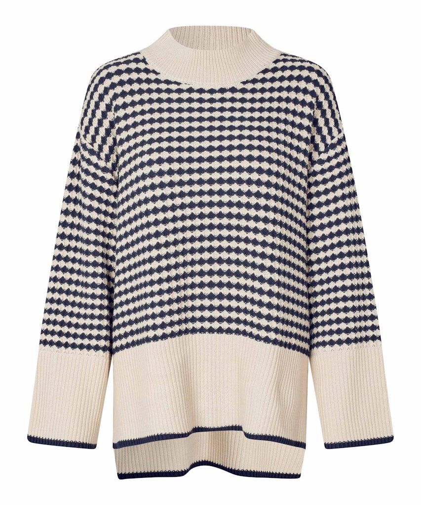 Fallona Long sleeve Top in Mood Indigo