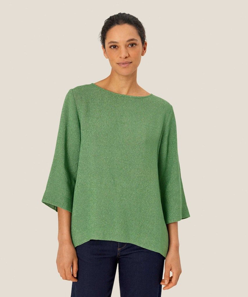 Dovinia 3/4 sleeve Top in Grass Green