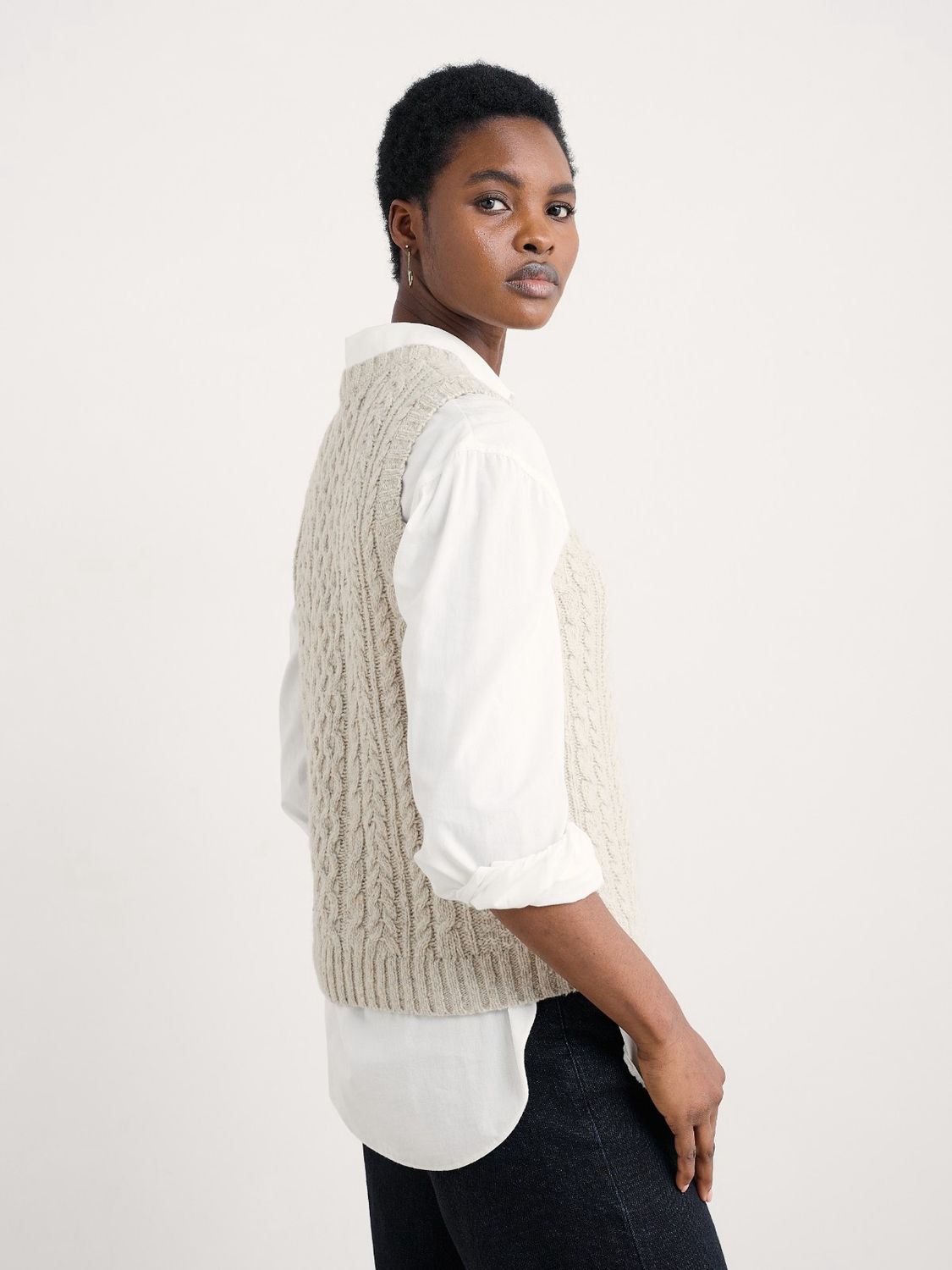 Newlyn Vest in Aran