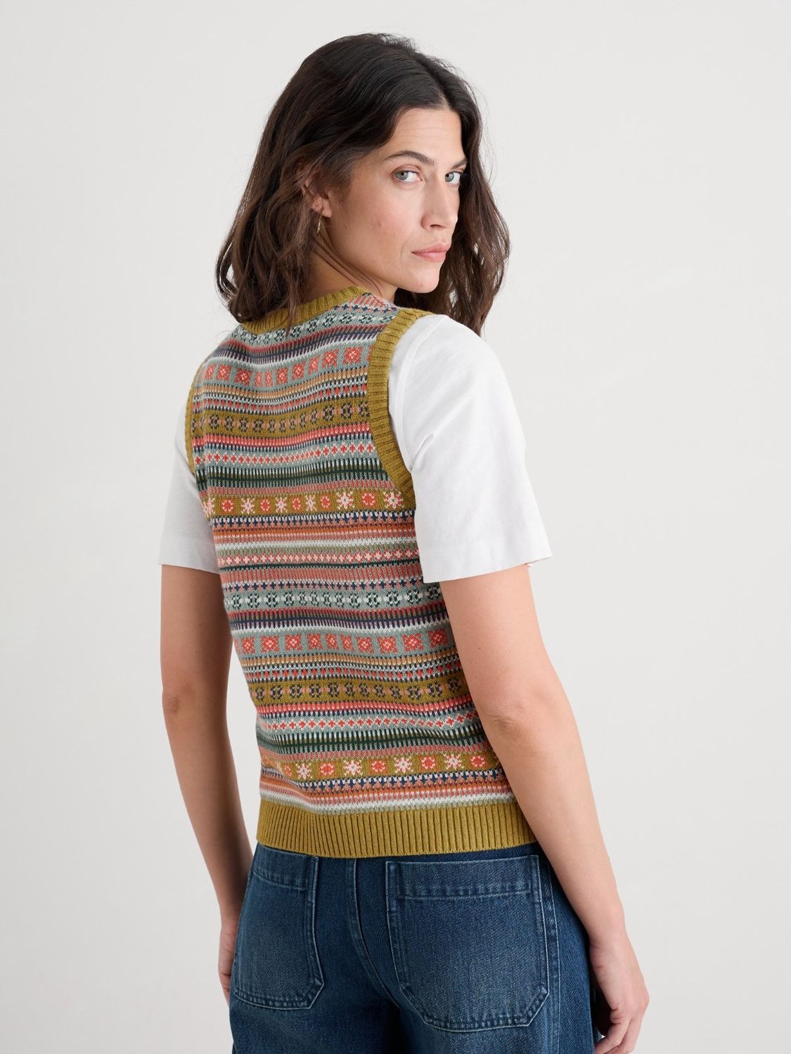 Cove Cottage Vest in Carved Relief Pear Multi