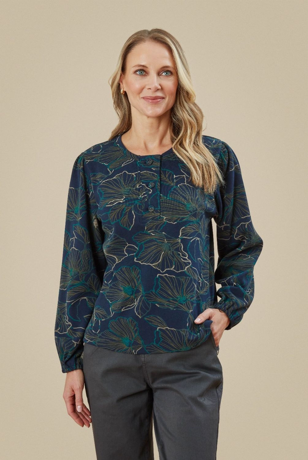 Nicobar Top Fine Floral In Navy Blazer